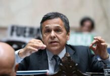 Diego Giuliano exige una consulta popular vinculante para defender los glaciares y el agua de los argentinos