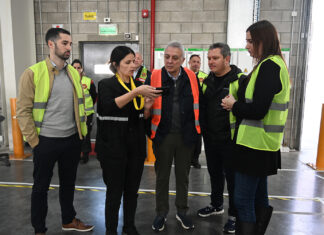 Julio Zamora recorrió el nuevo centro logístico de Mercado Libre en Don Torcuato