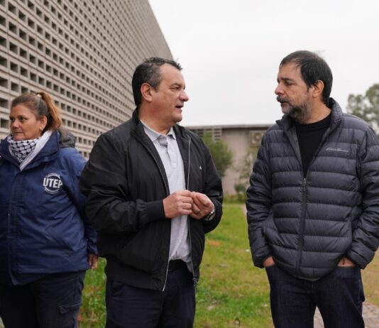 Fernando Moreira recorrió la obra del nuevo Centro Juvenil Municipal de Barrio Independencia