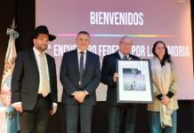 A 32 años del atentado, Soledad Martínez firmó un compromiso en la AMIA por la memoria y contra la impunidad