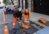 Asfalto frío: qué es y para qué sirve la innovadora técnica para tapar baches de la Ciudad