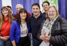En Vicente López, Marinucci y Vanelli entregaron más de 200 Pases Libres Multimodales