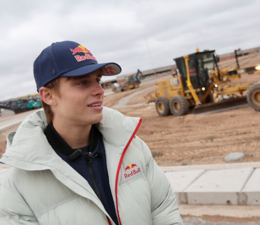 El MotoGP vuelve a Buenos Aires después de 28 años: Valentín Perrone recorrió las obras del Gálvez