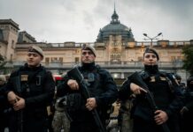 Megaoperativo con 1.100 policías en los grandes centros de trasbordo y en las entradas y salidas de la Ciudad