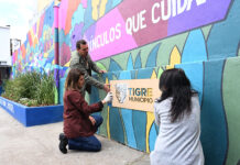 En General Pacheco, el Municipio de Tigre llevó adelante un mural participativo en la EP N°20 y la Secundaria N°15