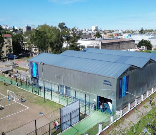 Fernando Moreira inauguró el nuevo espacio multideportivo del Parque José Hernández