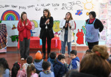 En Troncos del Talar, el Municipio de Tigre entregó una nueva biblioteca móvil al Jardín de Infantes N° 935