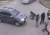 Las cámaras del COT registraron un siniestro vial entre una moto y una camioneta