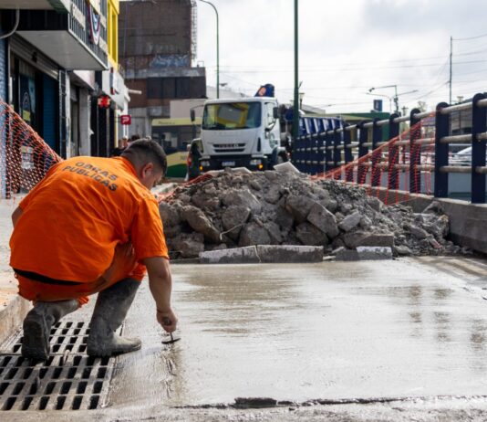 Continúa el Plan de Reparación de Calles y Veredas en distintos puntos de San Isidro